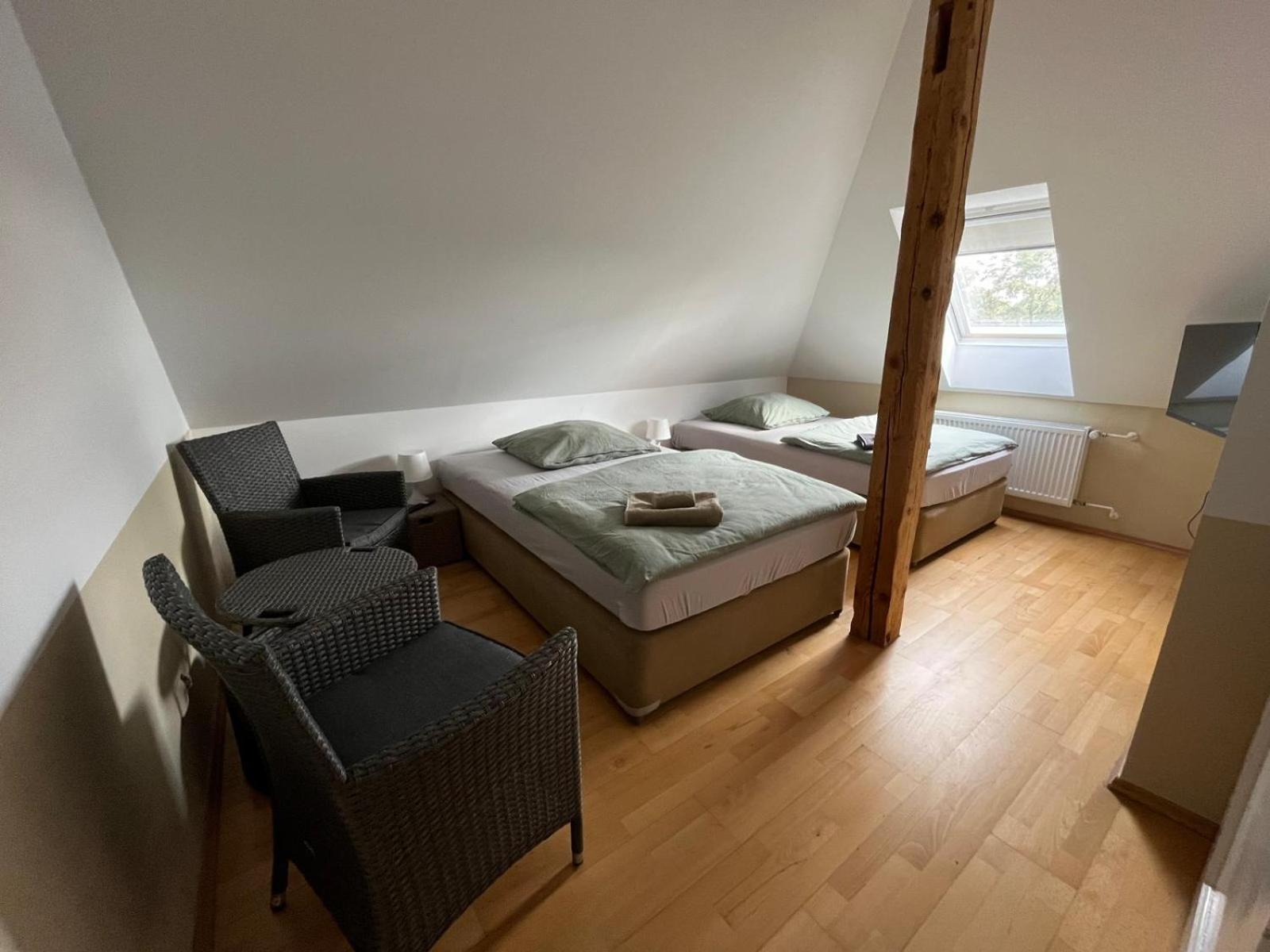 Doppelzimmer-Bad-Kuehlschrank-Tv-19 Meine 外观 照片