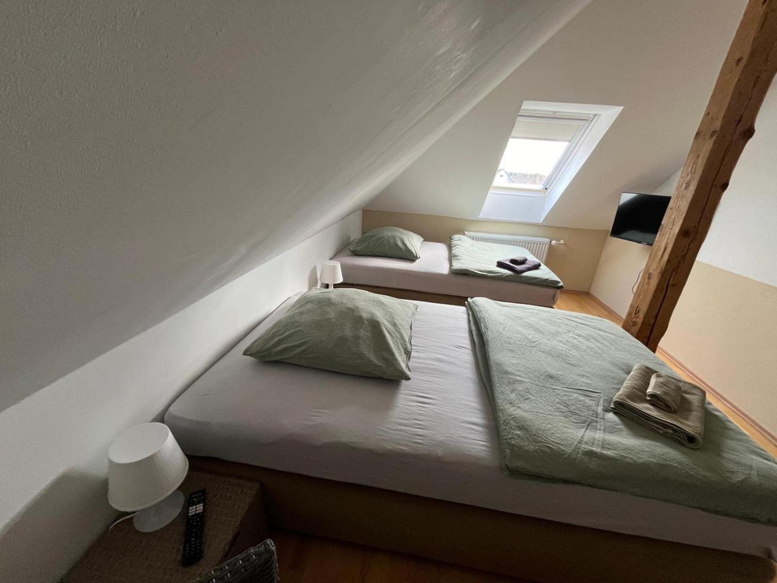 Doppelzimmer-Bad-Kuehlschrank-Tv-19 Meine 外观 照片